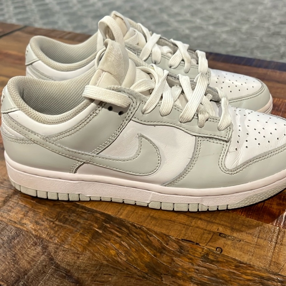 Nike low dunks size 6.5 women